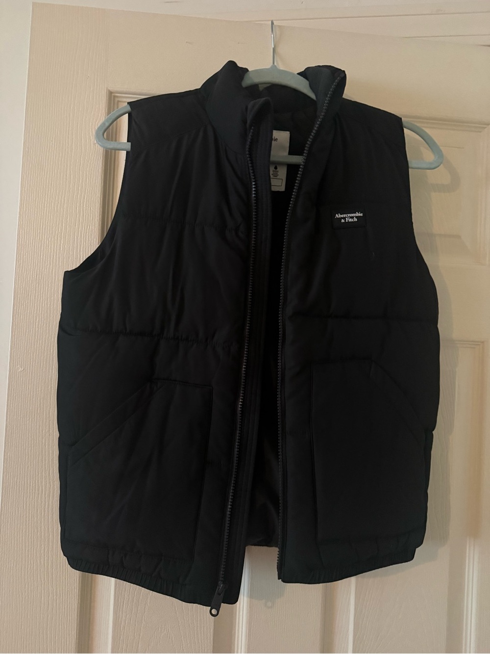Abercrombie & Fitch Black Quilted Puffer Vest
